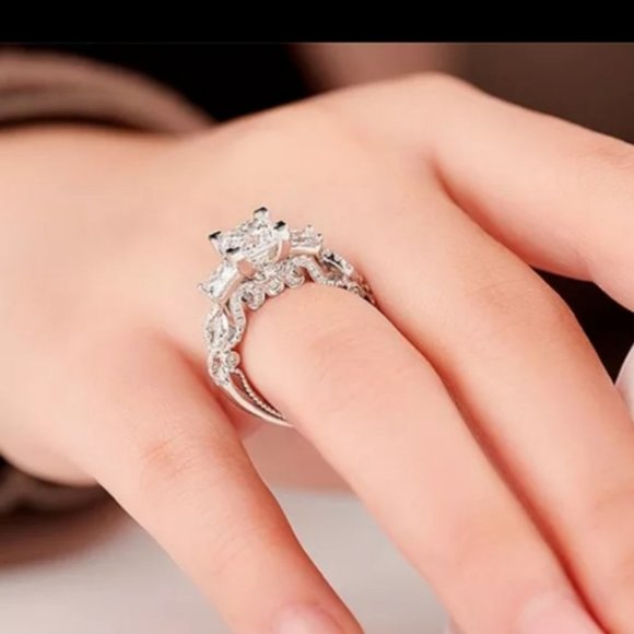 NEW Princess Cut Diamond Past Present Future Ring - Picture 8 of 9